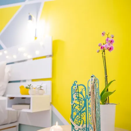 Oasis By The Sea Apartment *
